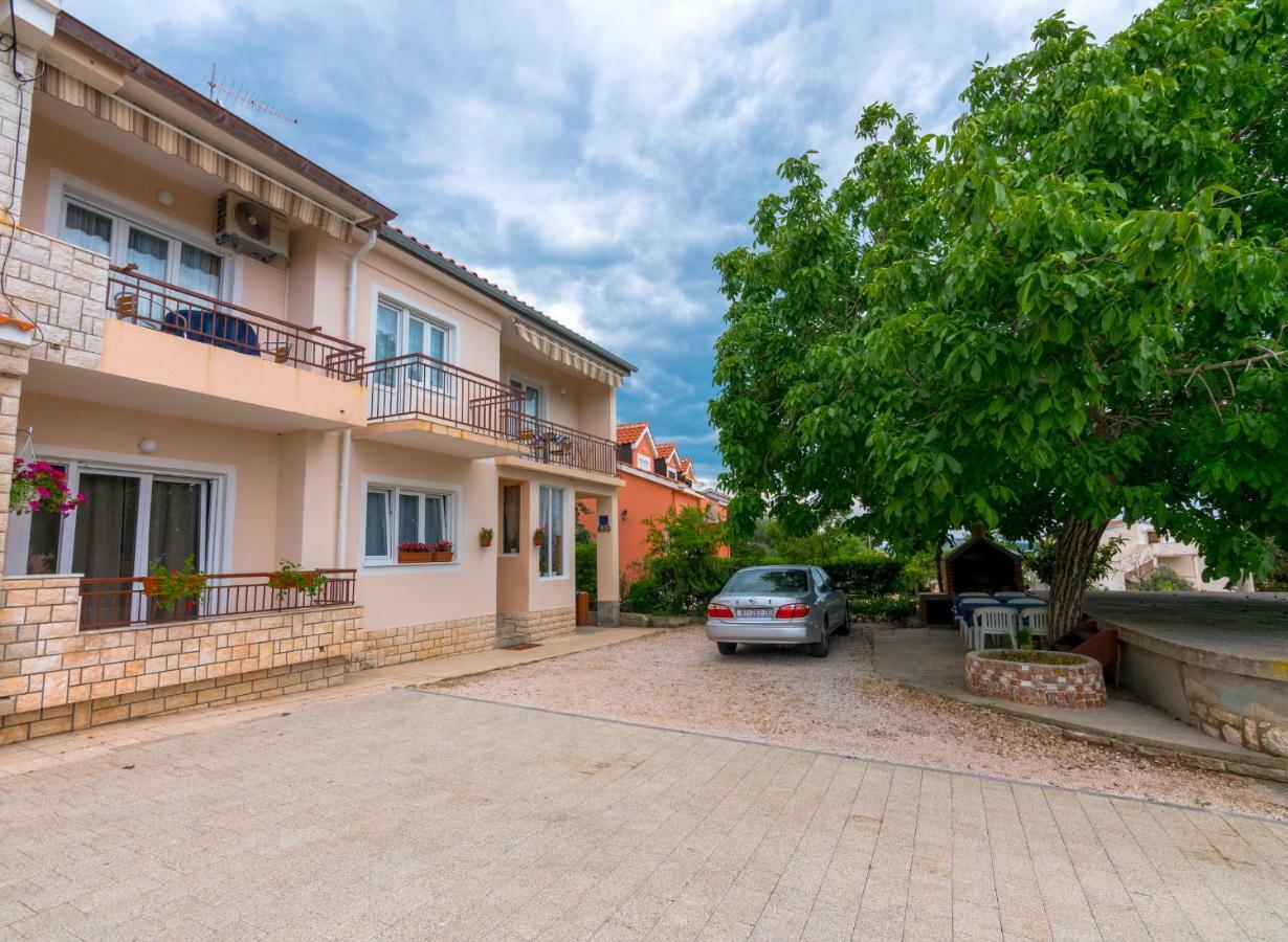 689 Banjol Exterior foto
